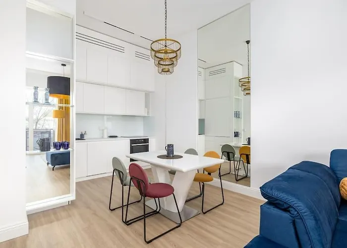 1-Bedroom Luxury Apartment Near Metro